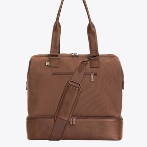 Beis mini weekender convertible in maple NWOT